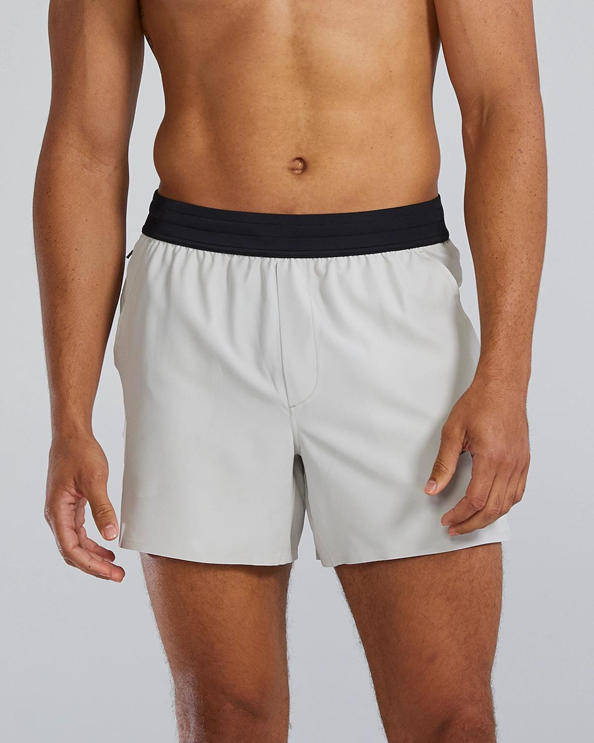 Изображение на TYR Hydrosphere® - Men's Unbroken Shorts - Unlined 5" - Solid