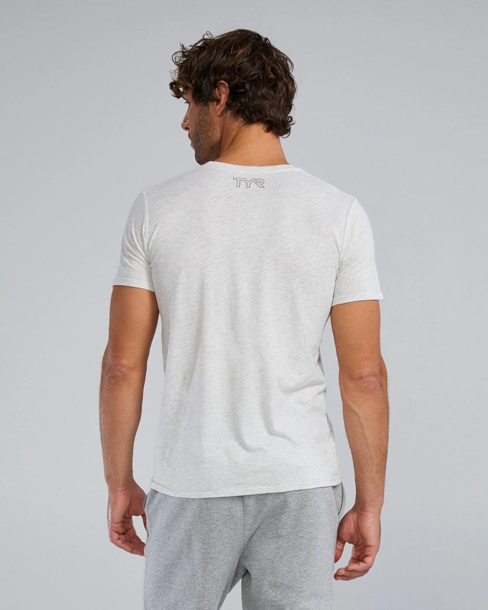Допълнително изображение на TYR Men's Ultrasoft Lightweight Tri Blend Tech Tee - Big Logo